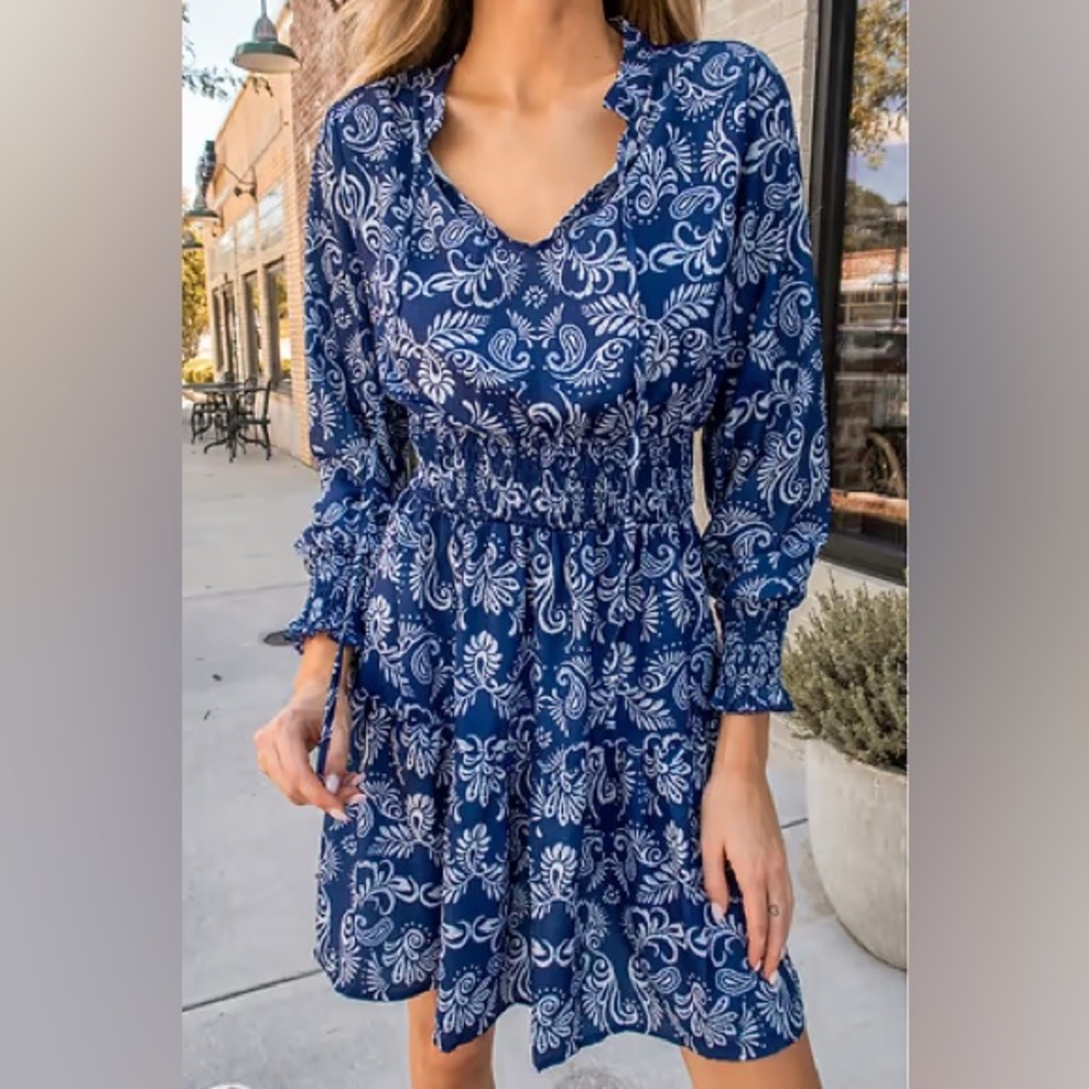 NWT CUPSHE Paisley Print Smocked Mini Dress Blue Long Sleeve L